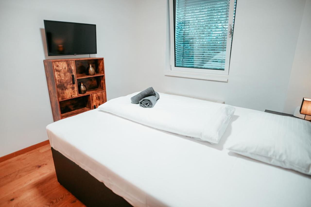 Vienna Shopping Center 6A Apartment Buitenkant foto