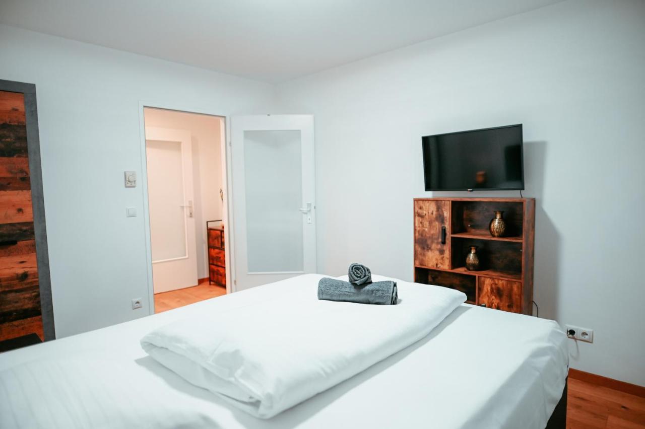 Vienna Shopping Center 6A Apartment Buitenkant foto