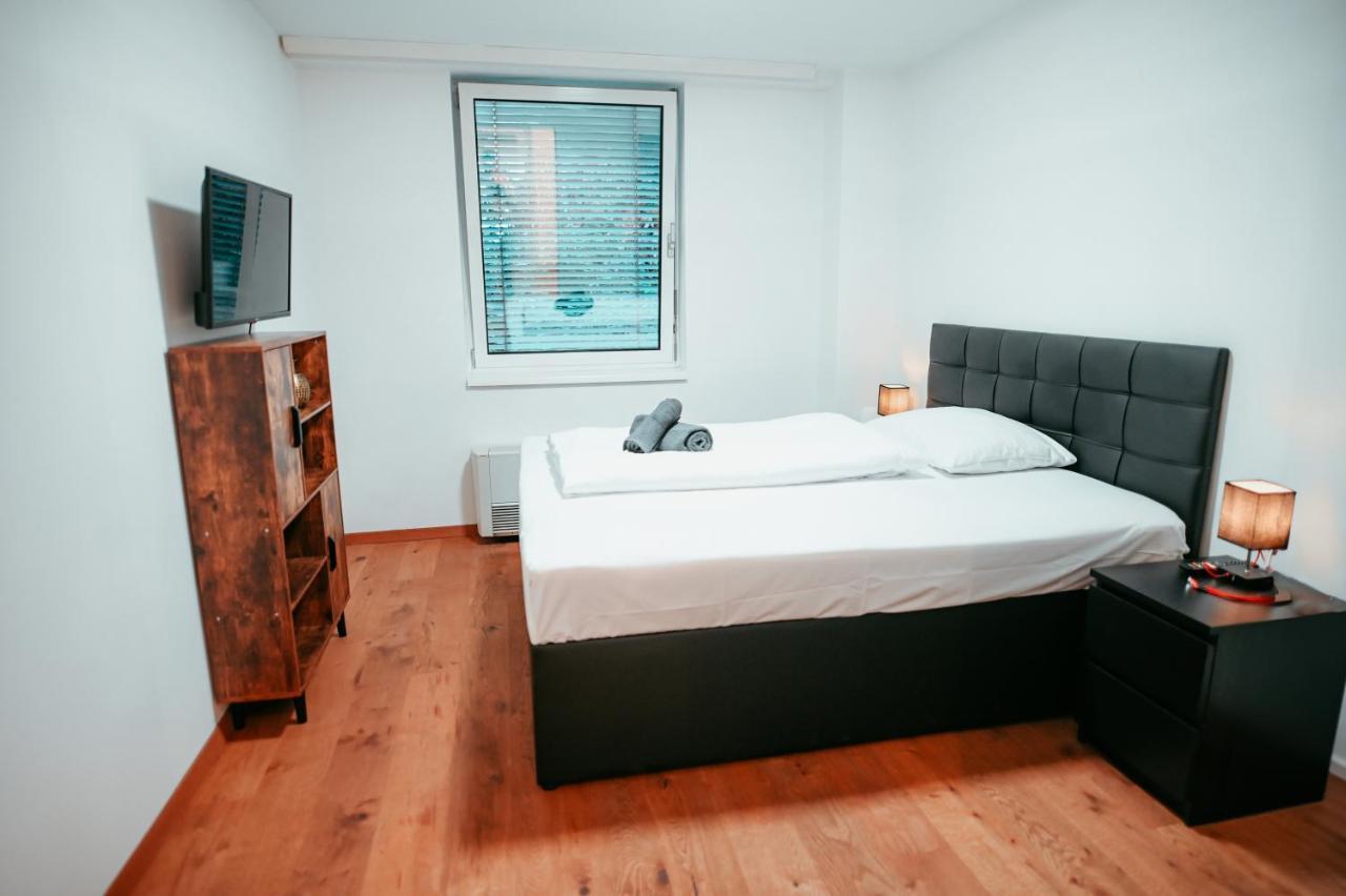 Vienna Shopping Center 6A Apartment Buitenkant foto