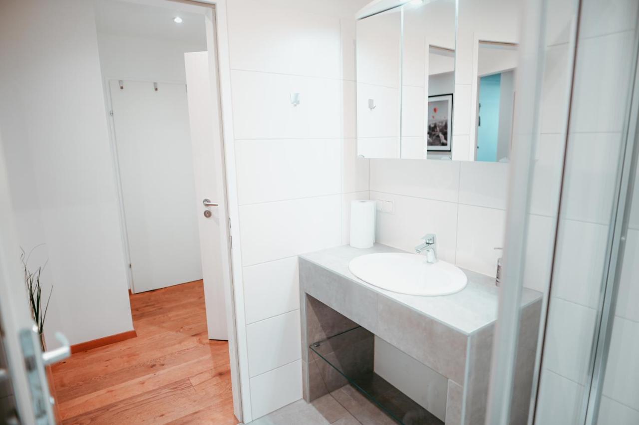 Vienna Shopping Center 6A Apartment Buitenkant foto